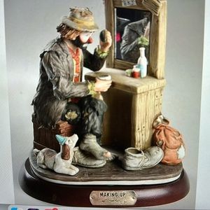 Emmett Kelly Jr Figurine by FLAMBRO Making Up NO Box - No Damage